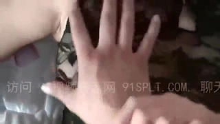 下一篇中文字幕人妻-快餐豪哥1500约炮粉逼艺校兼职妹逼太紧几分钟就把哥搞射了的!