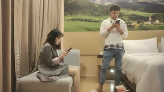 下一篇中文字幕人妻-快餐豪哥1500约炮粉逼艺校兼职妹逼太紧几分钟就把哥搞射了的!